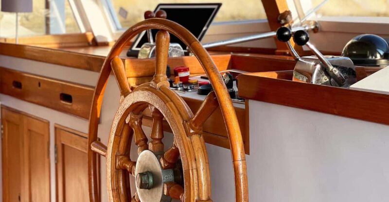 Marseille: Boat Rental for a Day Visiting Frioul Islands - Experience Highlights