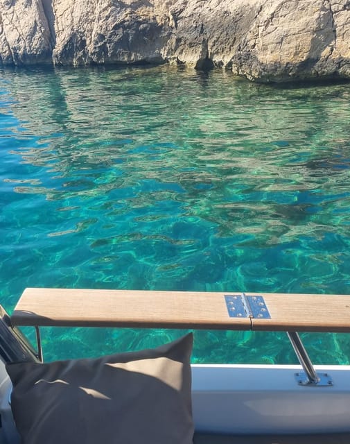 Marseille: Boat Tour to the Calanques of the Blue Coast - Enjoying the Included Amenities and Customer Experiences