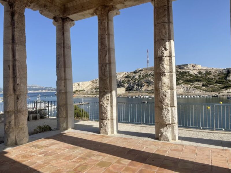 Marseille: Boat Tour With Stop on the Frioul Islands - Discovering Frioul Islands