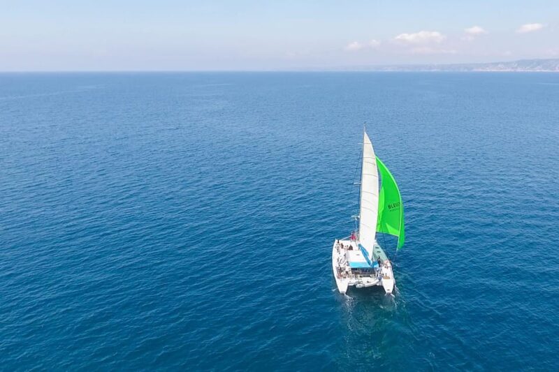 Marseille: Calanques Catamaran Cruise With Snorkeling - Unique Experiences