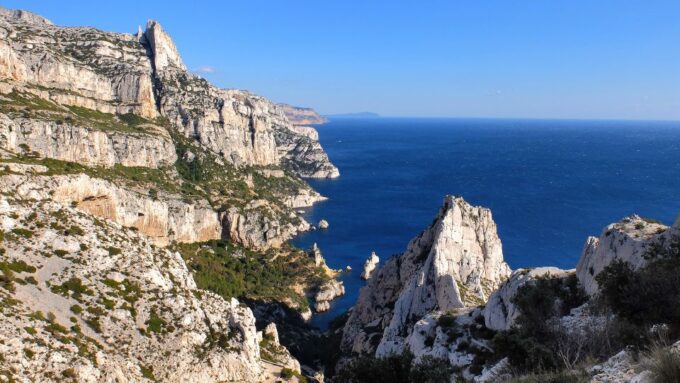 Marseille: Calanques National Park Guided Hike With Picnic - Reservation Considerations