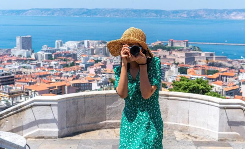 Marseille: Capture the Most Photogenic Spots With a Local - About the Independent Local Guide