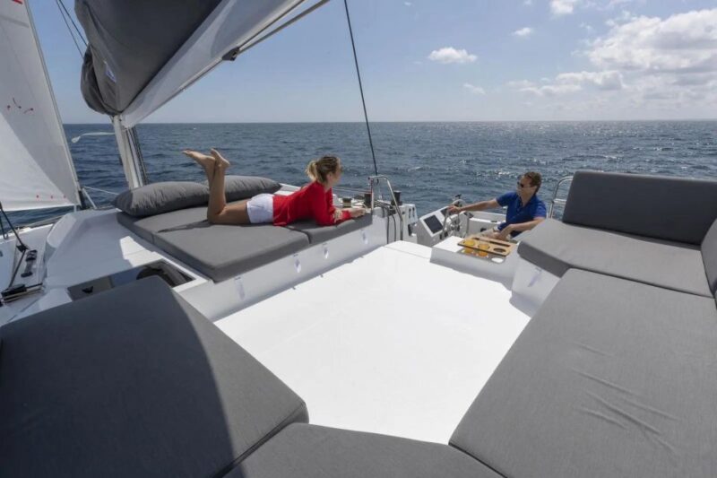 Marseille: Catamaran Cruise to Discover Frioul Islands - Marseille Harbor Highlights