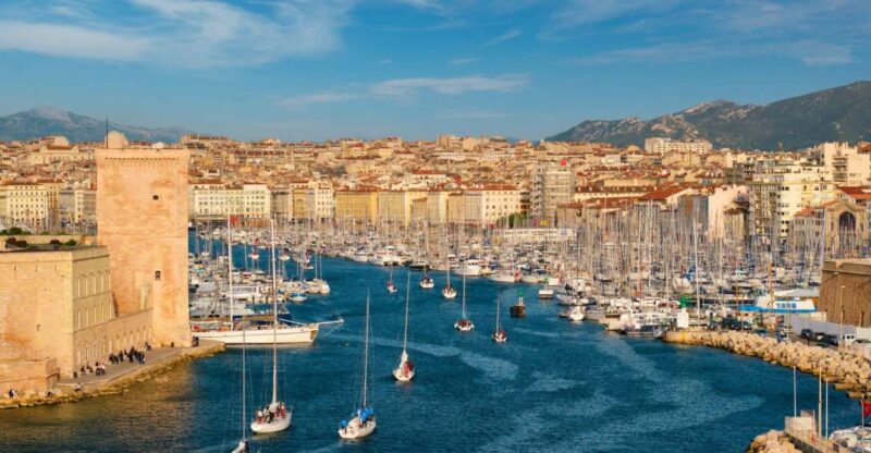 Marseille : City Exploration Smartphone Game - Key Points