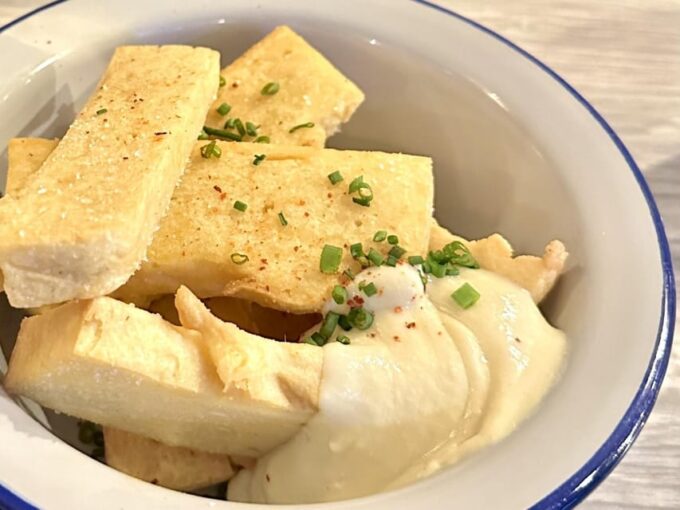 Marseille: Foodie Walking Tour of the Cours Julien District - Meet Fellow Travelers