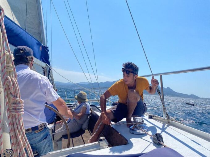 Marseille: Frioul Calanques Sailing Day Trip With Swimming - Booking and Cancellation