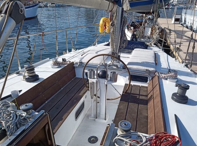 Marseille: Frioul Calanques Sailing Day Trip With Swimming - Frequently Asked Questions