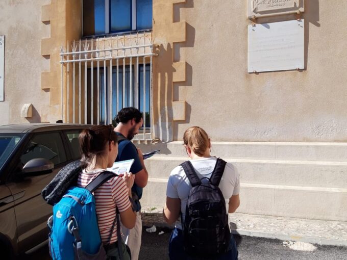Marseille: Hidden Coves Exploration & Treasure Hunt - Exploring the Hidden Coves