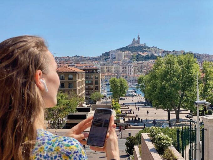 Marseille: Hop-On Hop-Off Bus Tour & Panier Walking Tour - Flexibility and Convenience