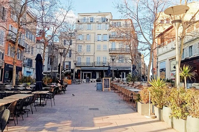 Marseille: Le Panier, Birthplace of the Phocaean City - Vibrant Culture and Local Artisans