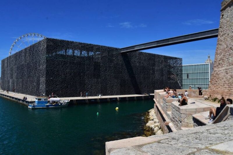 Marseille Old Town Outdoor Escape Game - Explore the Oldest House