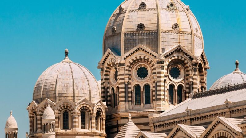 Marseille: Private History Tour With a Local Expert - Architectural and Cultural Influences