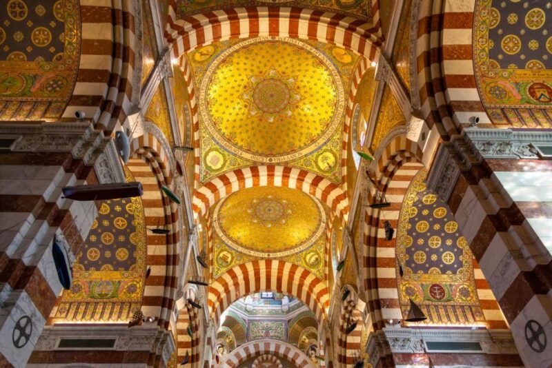 Marseille: Private History Tour With a Local Expert - Adapting to Traveler Interests