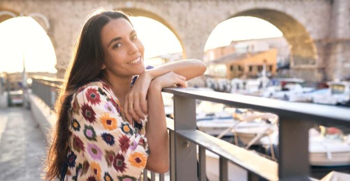 Marseille: Private Photoshoot in the Most Scenic Spots - Professional Photography Expertise