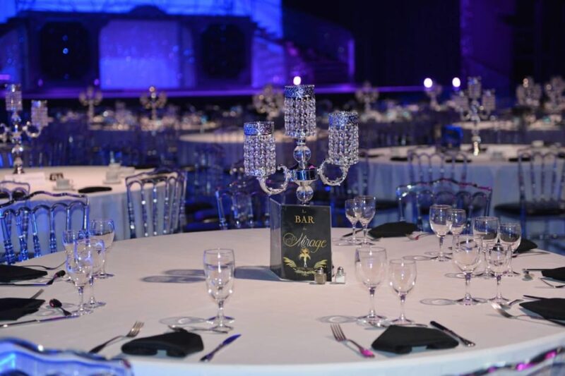 Marseille: Rental Room Rental - Catering Options