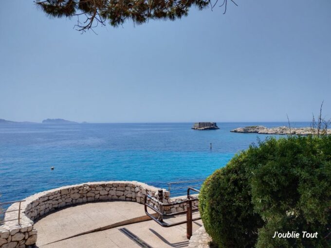Marseille Seen From the Inside, Local Experiences - Wheelchair Accessible Exploration