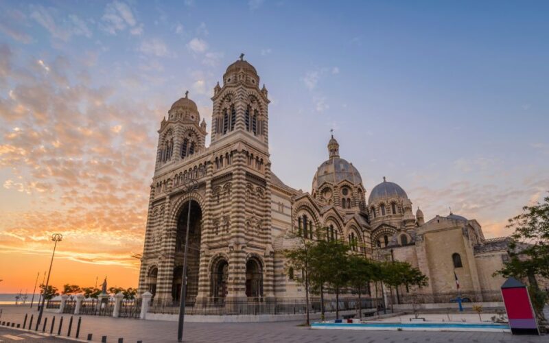 Marseille: Self-Guided Outdoor Escape Game - Flexible Booking and 24/7 Support