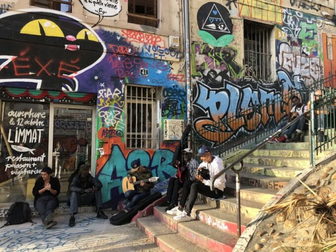 Marseille: Street Art Walking Tour and Local Drink - Socio-Political Insights