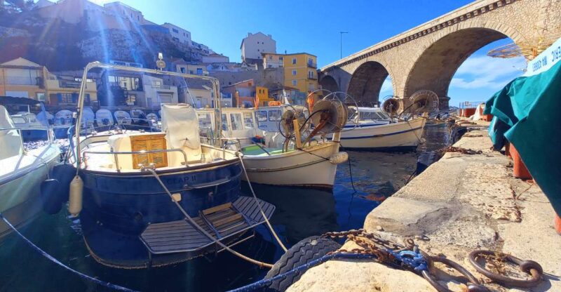 Marseille Tour : Discover the Best of the City in 4 Hours - Tour the Old Port