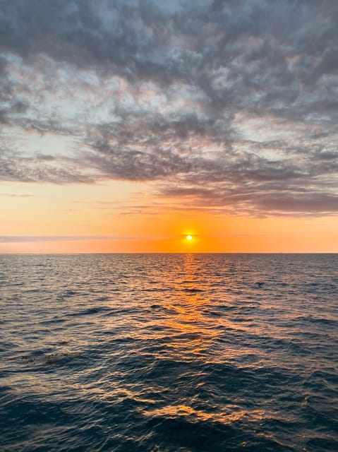 Marseille: Unforgettable Sunset Private Boat Experience - Key Points