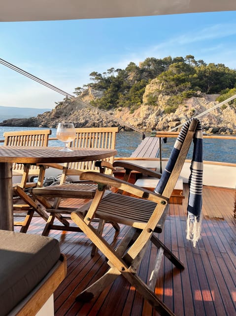 Marseille: Unforgettable Sunset Private Boat Experience - Experience Highlights