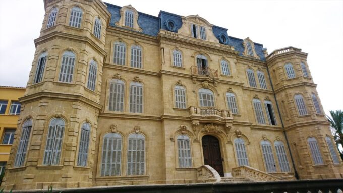 Marseille: Urban Hiking Tour With a Local Guide - Duration and Group Size