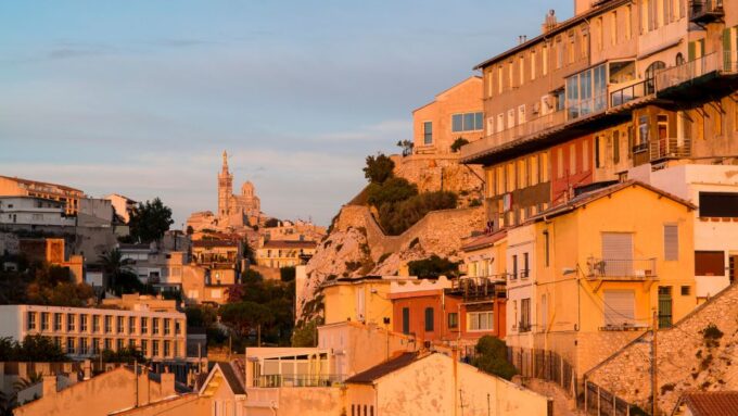 Marseille:Highlights Self-Guided Scavenger Hunt & Tour - Mobile App Guidance