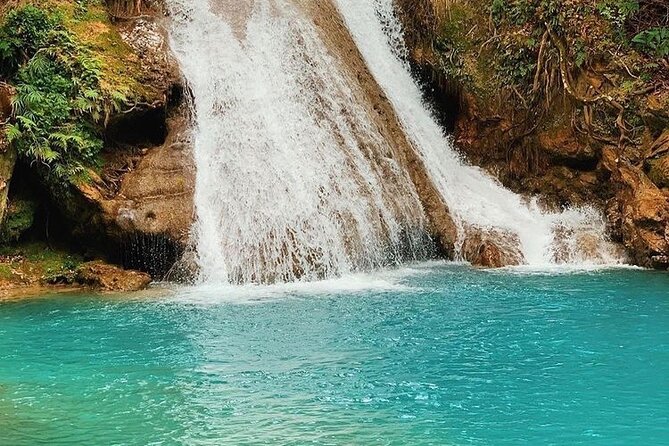 Martha Brea Rafting and Blue Hole "Combo Tour"From Montegobay - Rafting the Martha Brae