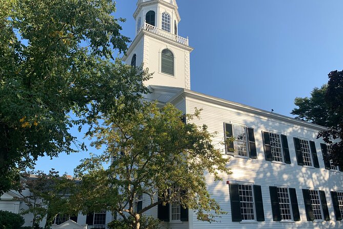 Martha's Vineyard Self-Guided (APP/GPS) Audio Walking Tour - Outdoor Navigation and Exploration