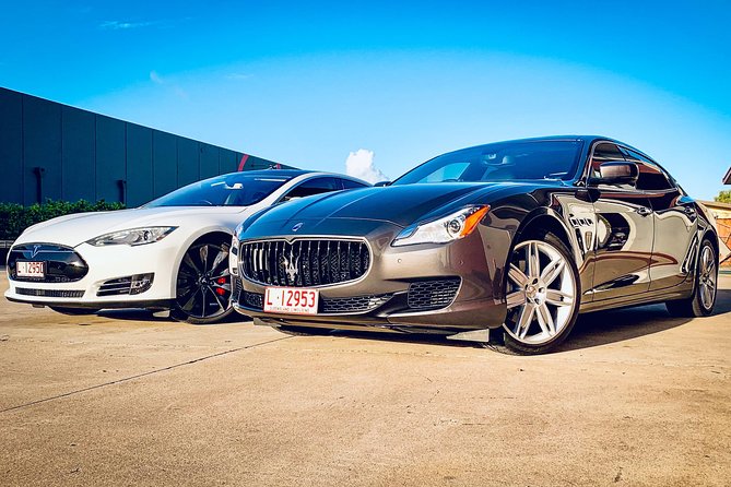 Maserati Quattroporte Limousine Transfer Cairns Airport to City - Passenger Capacity