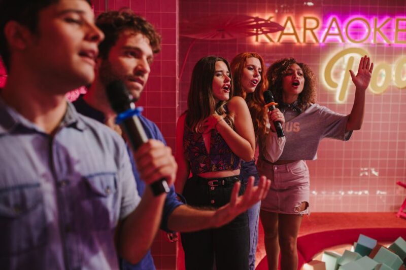 Maspalomas: Holiday World Themed Karaoke Room Rental - Rental Prices and Duration