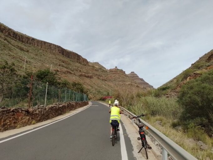 Maspalomas: Southern Coast E-Bike Tour Option Tapas Tasting - Frequently Asked Questions