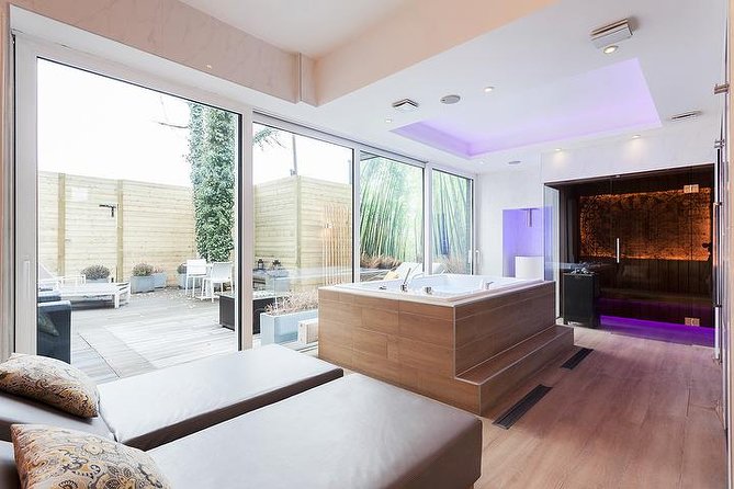 Massage Back and Neck - Booking Information
