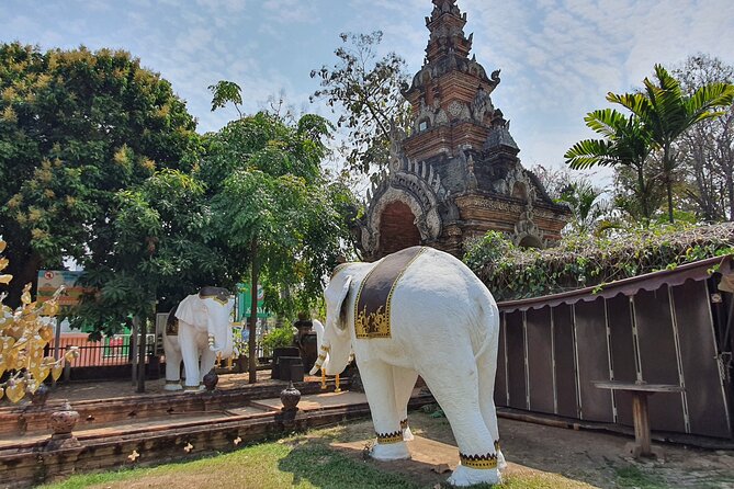 Mastering Chiang Mai Temples in Halfday - Visit 7 Temples - Chiang Mais Unique Temples