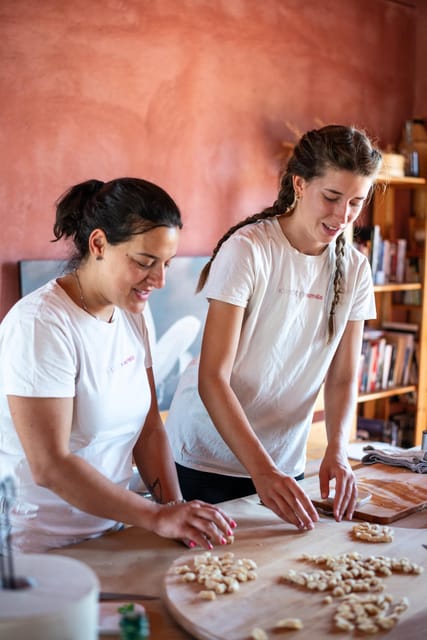 Mastering Farm-to-Table Greek Cuisine: Savoring the Season - Instructor and Language