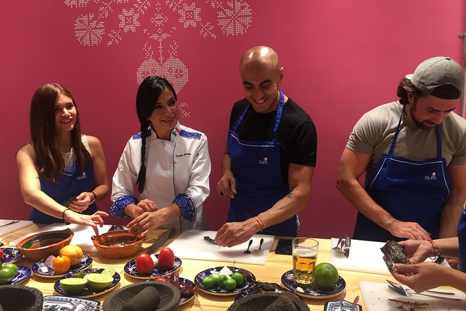 Mastering Mexican Salsas Cooking Class and Market Tour - Positive Reviews Highlights