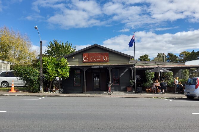 Matakana Art & Horse Riding Experience Private Tour From Auckland - Sculptureum Art Gallery