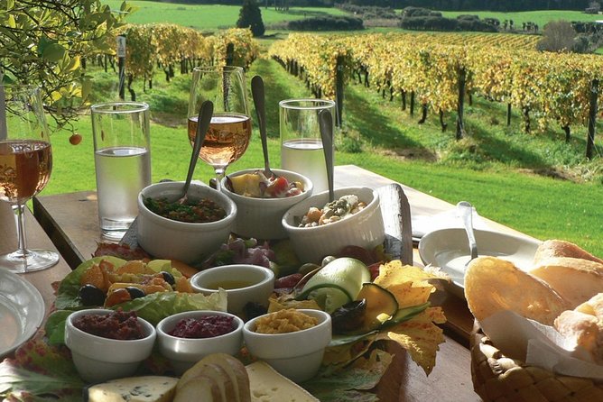 Matakana Riverside Market, Beaches and Winery Tour From Auckland - Beaches and Wineries