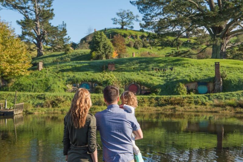 Matamata: Hobbiton Movie Set Guided Tour Ticket - Location and Transportation