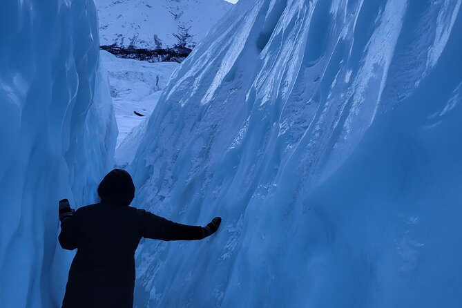 Matanuska Glacier Hike With Lunch Summer & Winter - Experience the Beauty of Matanuska Glacier