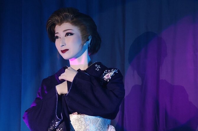 Matcha and Japanese Dance With Kimono and Photography Experience - Dress in a Stunning Kimono