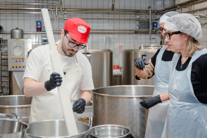 Matera Cheese Making Class: Be a Real Dairy Man for a Day! - Educational Component