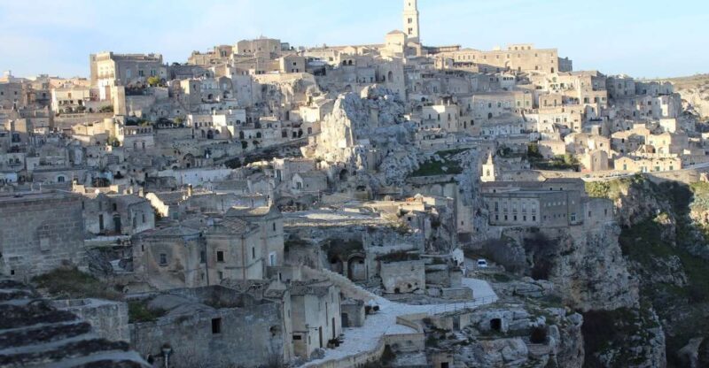 Matera: Sassi Tour With Entry to Rock Houses and Churches - Overview of the Matera Sassi Tour