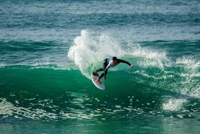 Matosinhos: Best Surf Lesson With All Equipment - Experienced and Certified Instructors