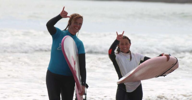 Matosinhos: Surfing Lesson With Equipment - Included Equipment