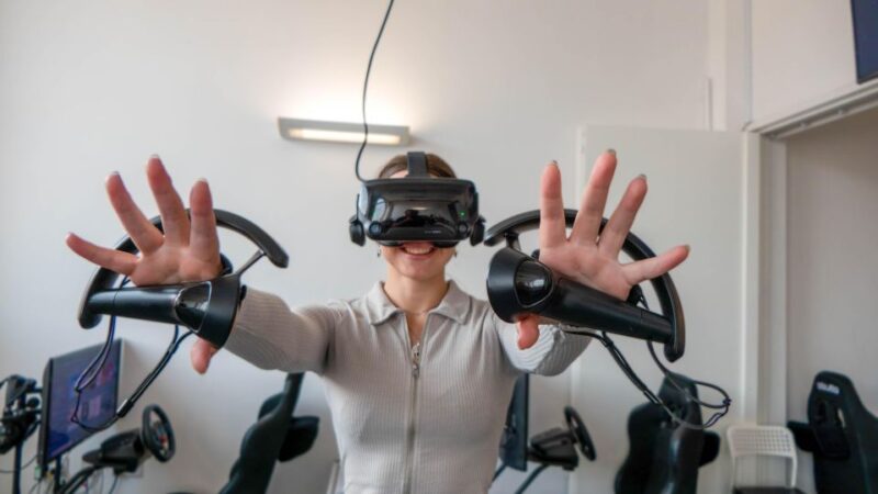 MATRIX VR - Virtual Reality Gaming Experience Session - Games and Features