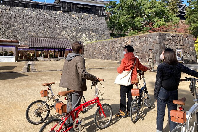 Matsue Cycling Adventure That Castles and Tea Culture - Visiting Historic Shrines and Temples