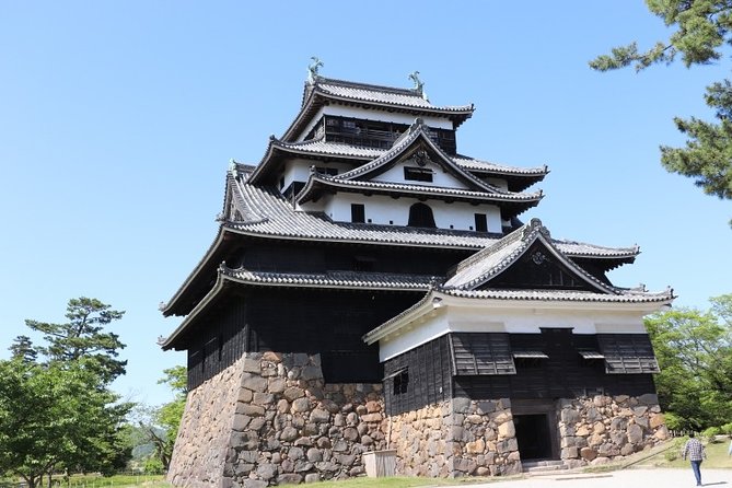 Matsue Half-Day Private Trip With Government-Licensed Guide - Transportation Options