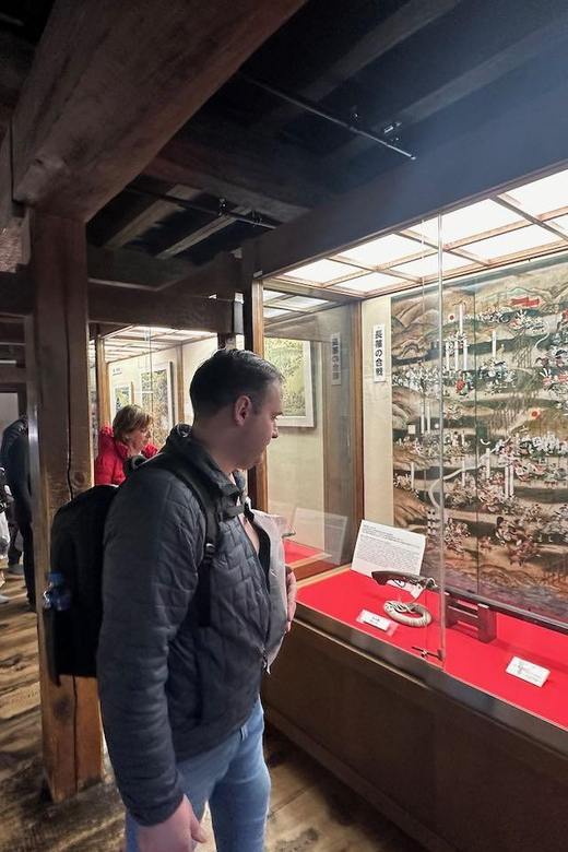 Matsumoto Castle, Sake & Food Walking Tour in Nagano - Strolling Nawate Street