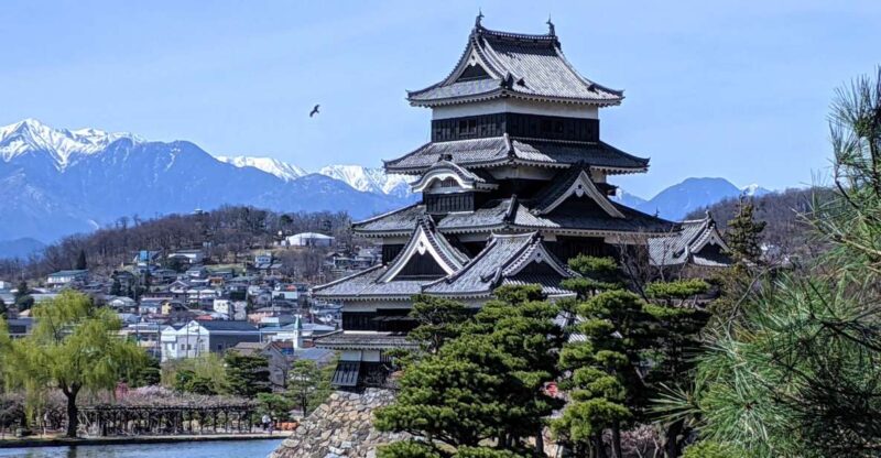 Matsumoto Castle Town Walking Tour - Matsumoto Castle Guided Tour